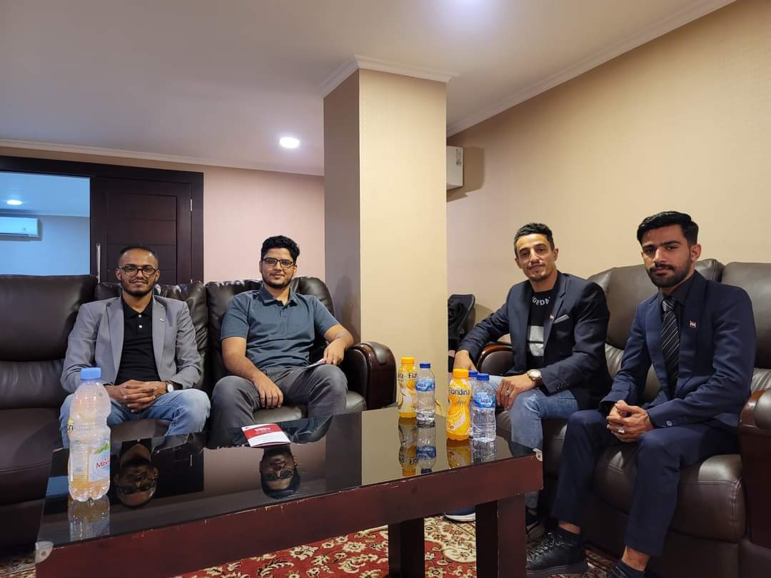 Yemeni Students Union Delegation Visits Tharaa Training and Consulting Foundation