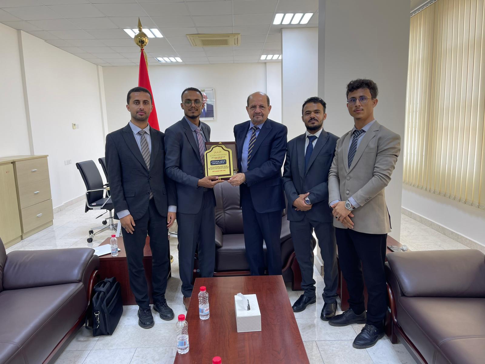  President of the Yemeni Students Union in Indonesia Participates in Delegation Visit to the Ministry of Foreign Affairs and Expatriates Affairs